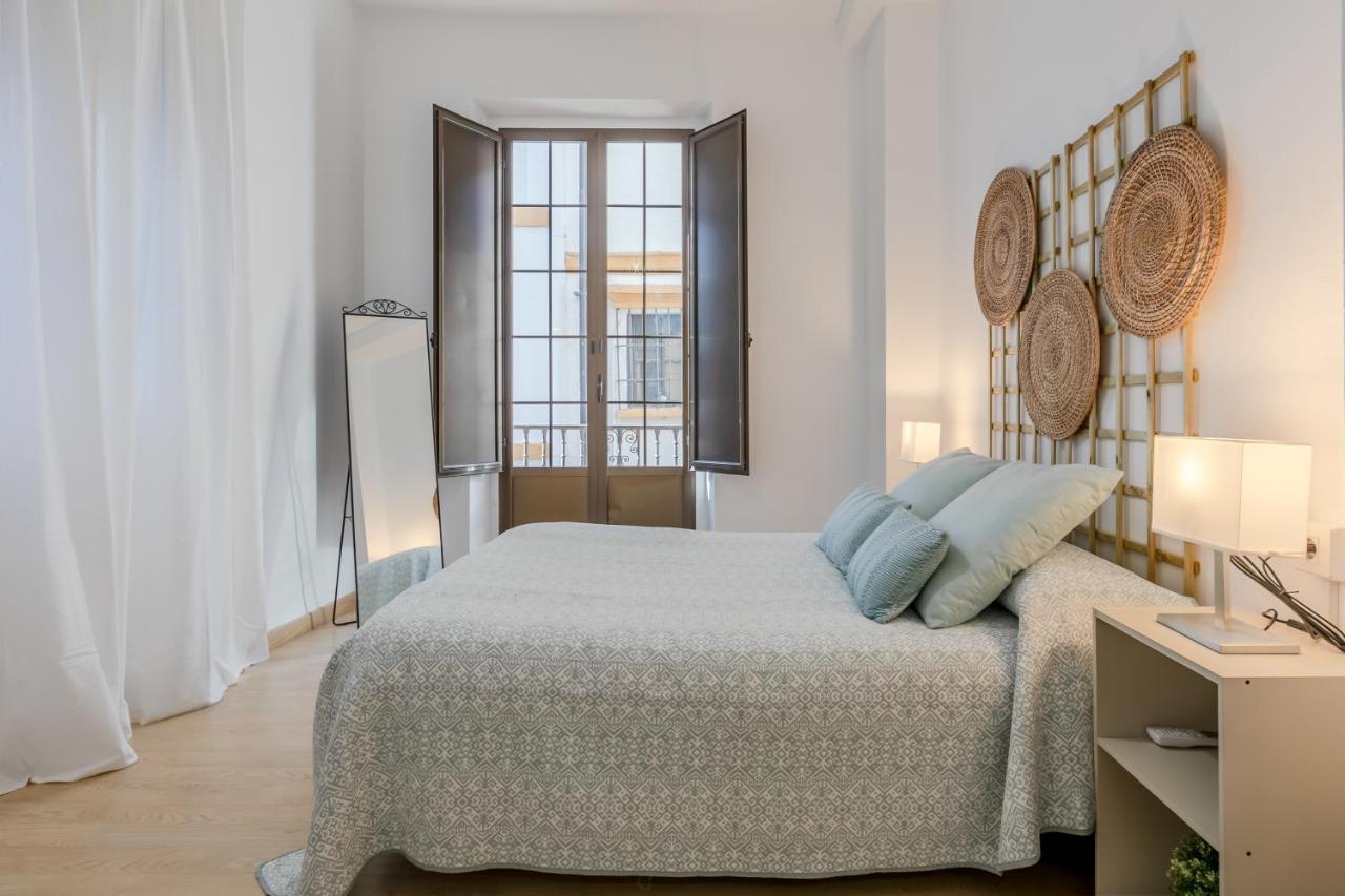 Avantistays La Campana, Con Un Balcon Que Te Enamorara Del Ambiente De Sevilla — Photos 3