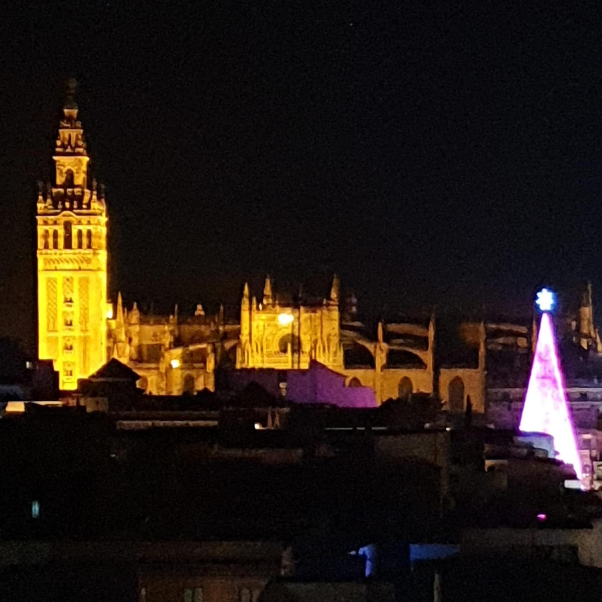 Avantistays La Campana, Con Un Balcon Que Te Enamorara Del Ambiente De Sevilla — Photos 1